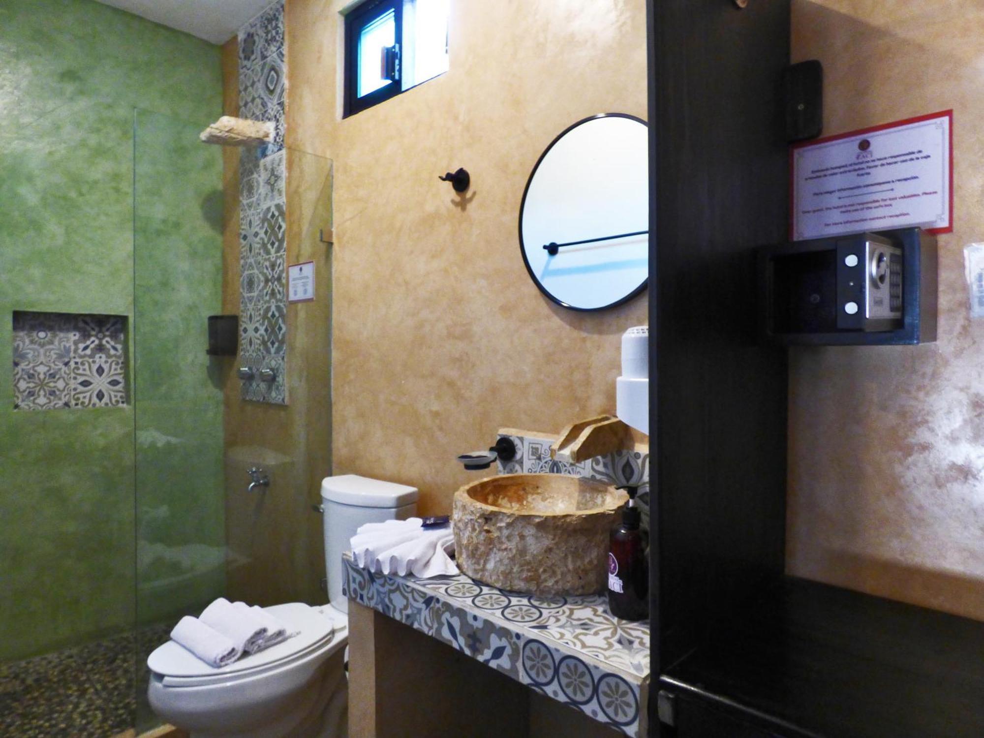 Habitaciones Colonial Zaci バリャドリッド エクステリア 写真